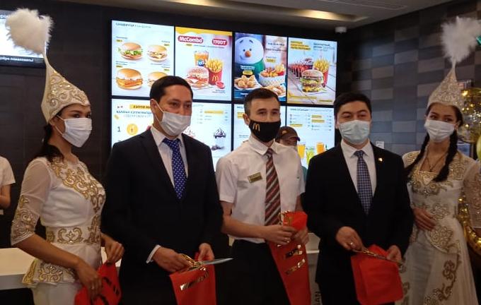 Қарағанды қаласында алғашқы McDonald ' s ® мейрамханасының ашылуы